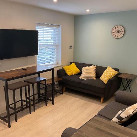 2 Bed Home From Home Apartments 伦敦 外观 照片